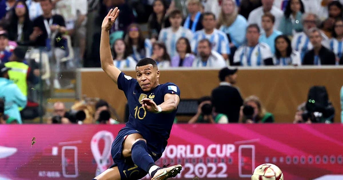 qaumiawaz2F2022-122Fbafd7776-e9f4-4ae4-b04b-d1dad0f769912FKylian_Mbappe_U__1_.jpg