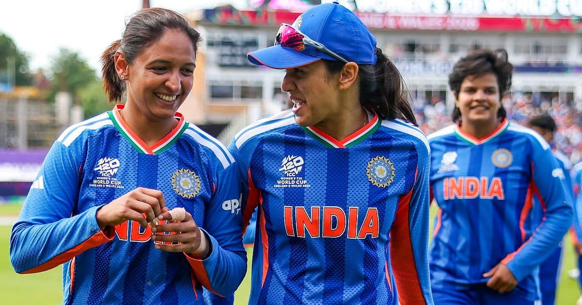 qaumiawaz2F2026-06-152F3bw2yjax2FWome-T20-Hamanpreet-Kaur-and-Smirti-Mandhana.jpg