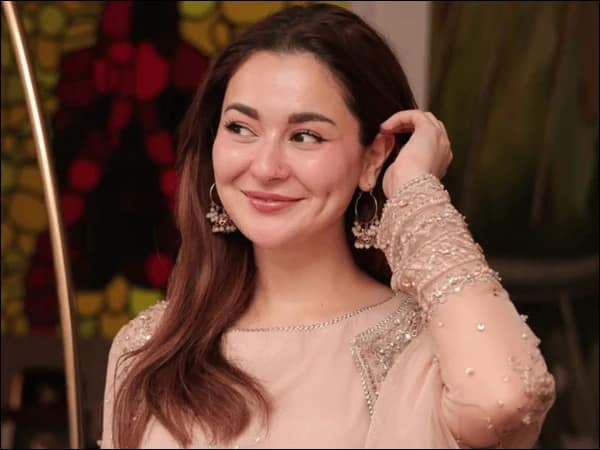hania-aamir-smile1738489239-0-600x450.webp.webp